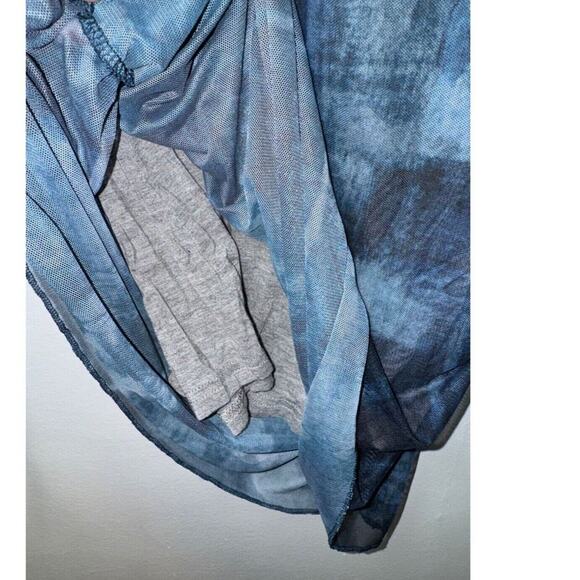 lola & sophie Medium Mesh Layered Top - Picture 2 of 5